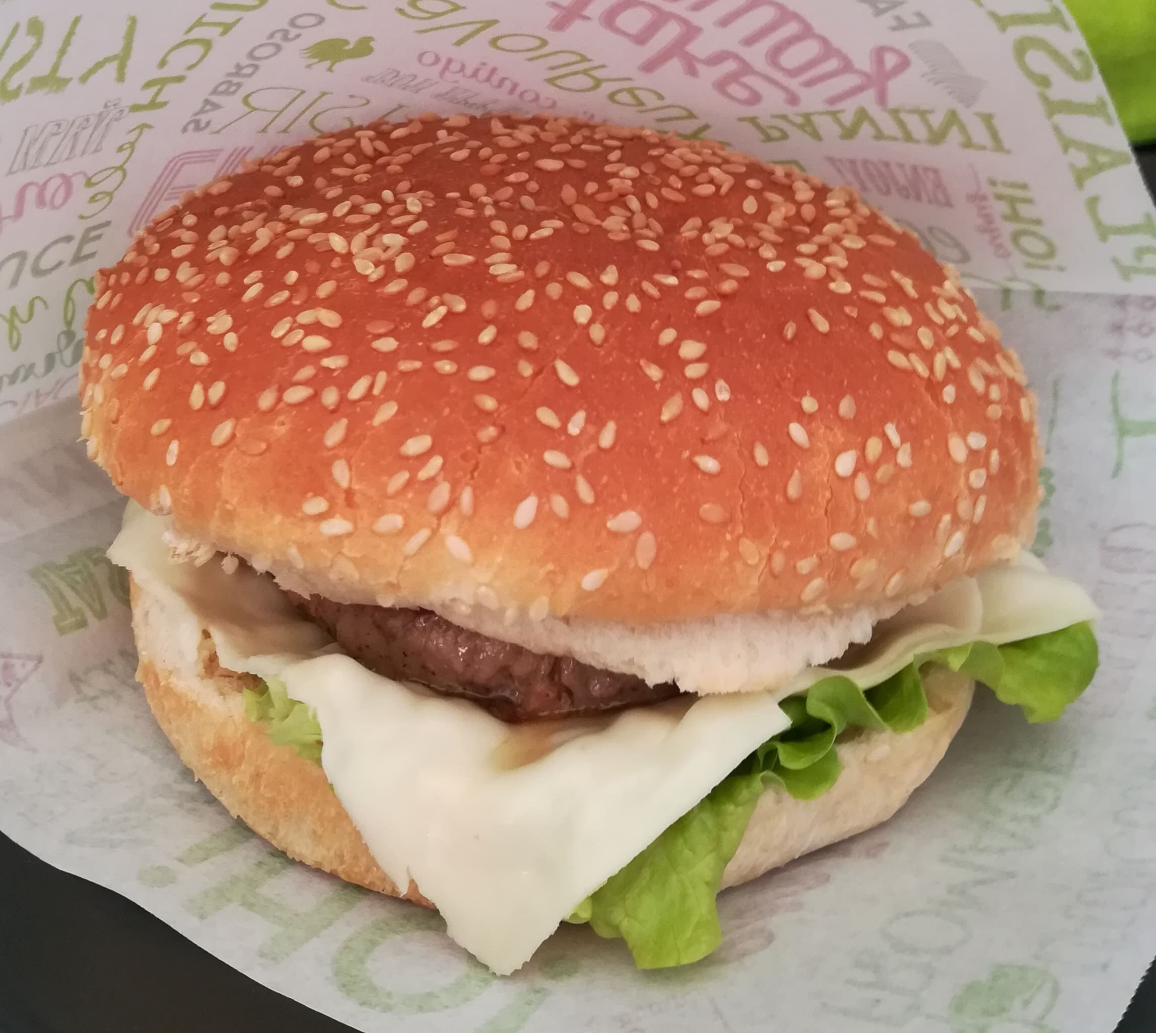 Nº1 – Pão,hamburguer,alface,queijo